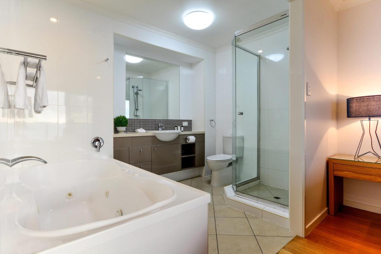 Shorelines 31 Renovated Upmarket Two Bedroom Apartment With Ocean Views And Buggy Hamilton Island Eksteriør bilde